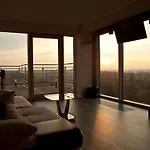 Mit Panoramaverglasung Und Meerblick By Interhome Apartament