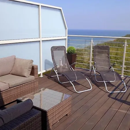 Mit Panoramaverglasung Und Meerblick By Interhome *